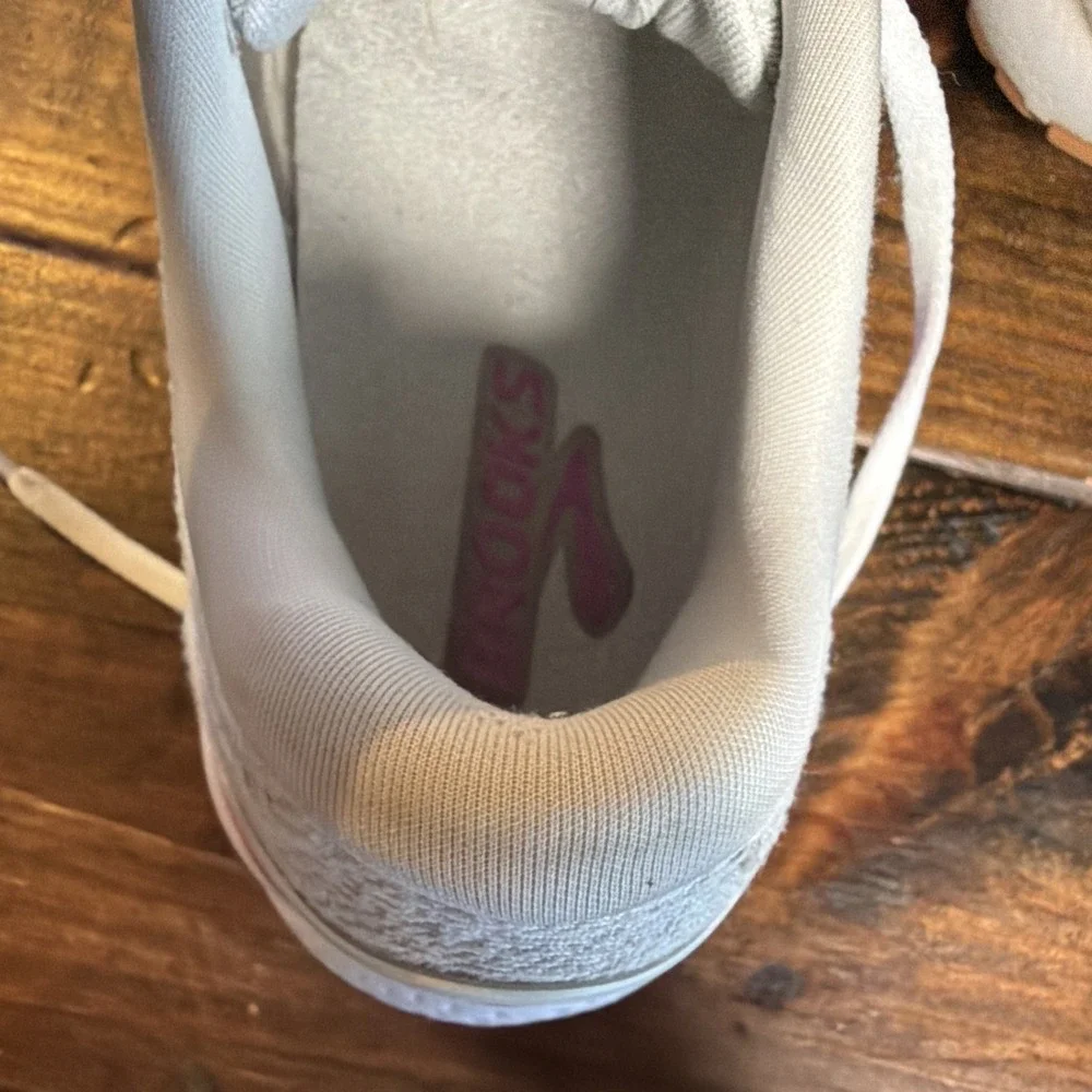 Brooks Ghost 16 Womens 9.5 B White Blue Pink Running Walking Shoes
